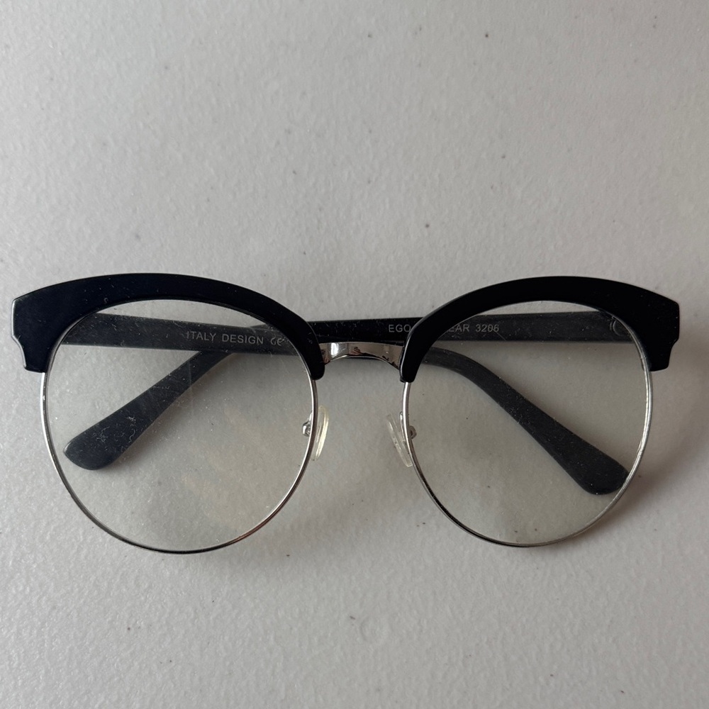 Black and Silver Eyewear
